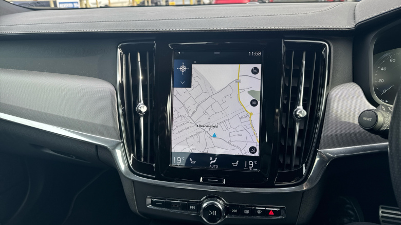 Volvo S90 2.0 D4 R DESIGN 4dr Geartronic Diesel Saloon